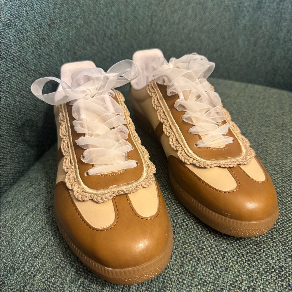 Love Rio Sneaker 10 - Picture 2 of 5